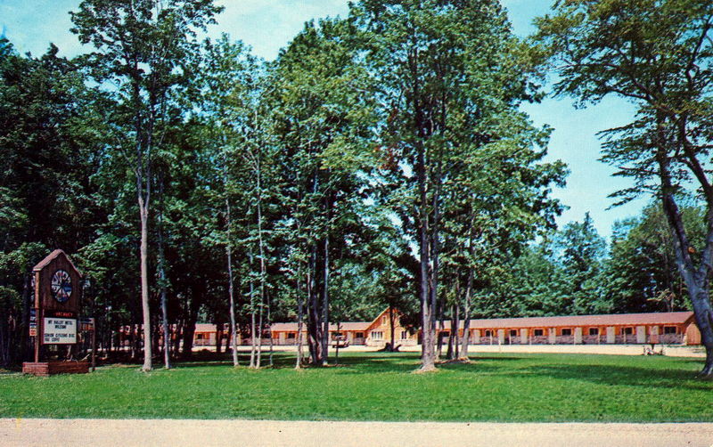 Mountain Valley Lodge & Campground - Vintage Postcard (newer photo)